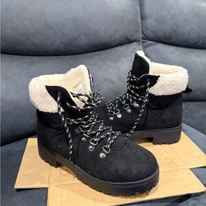 Olivia Miller Black Winter Boots with White Fur